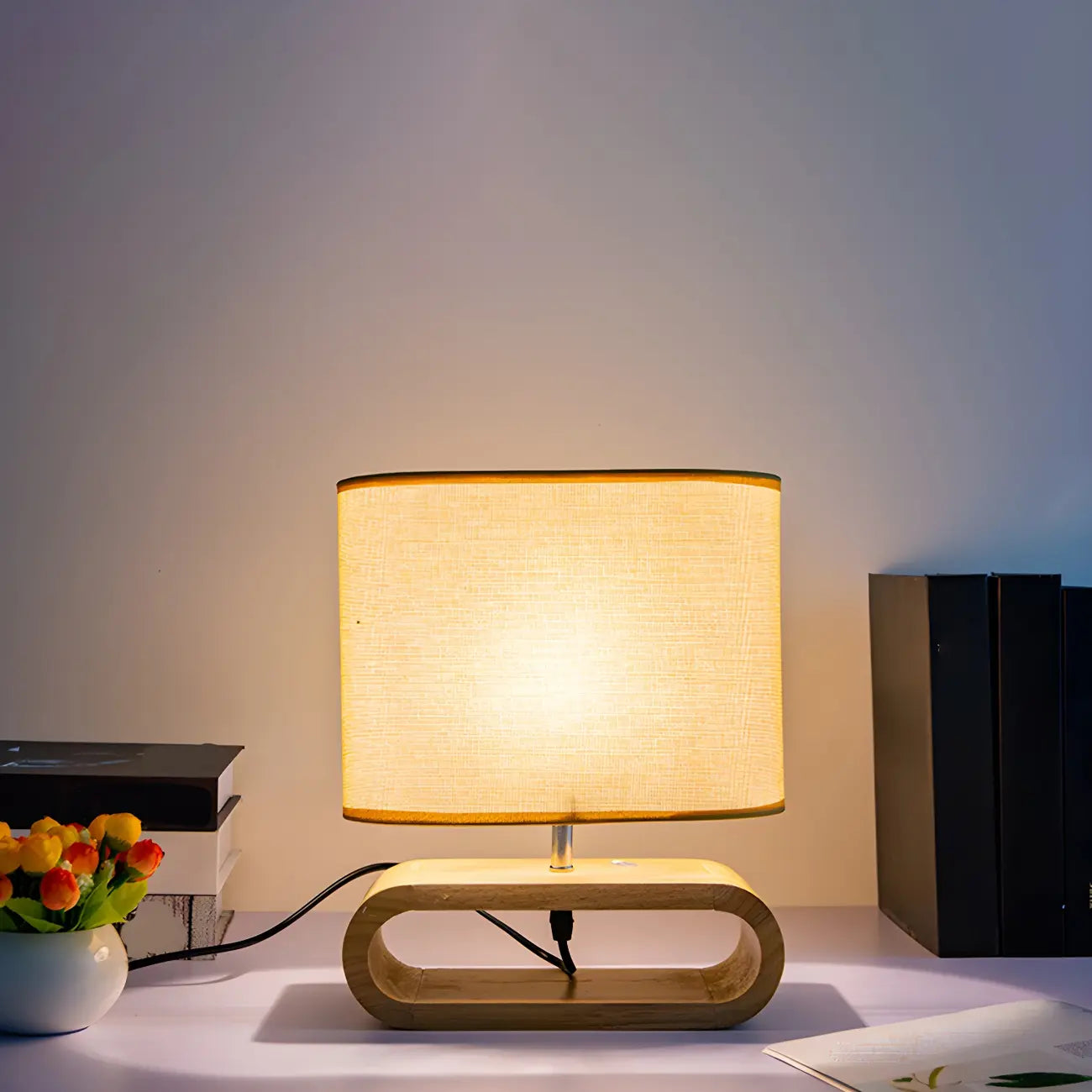 Lampe de chevet LED en bois avec abat-jour en tissu