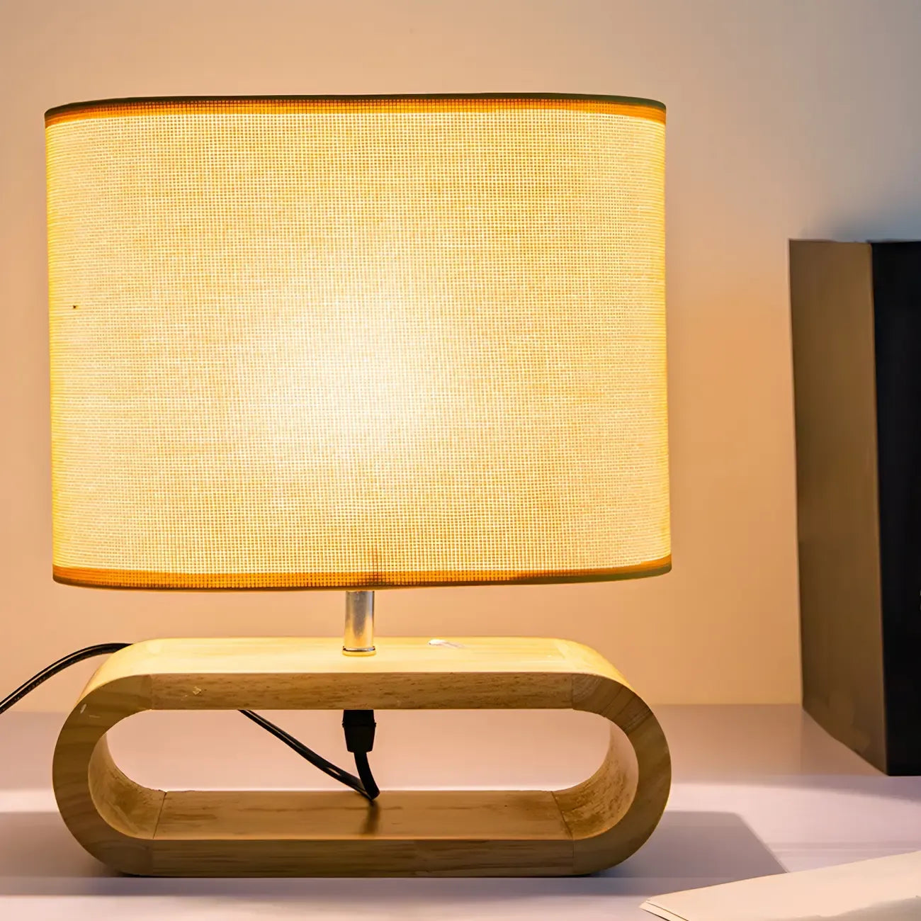 Lampe de chevet LED en bois avec abat-jour en tissu