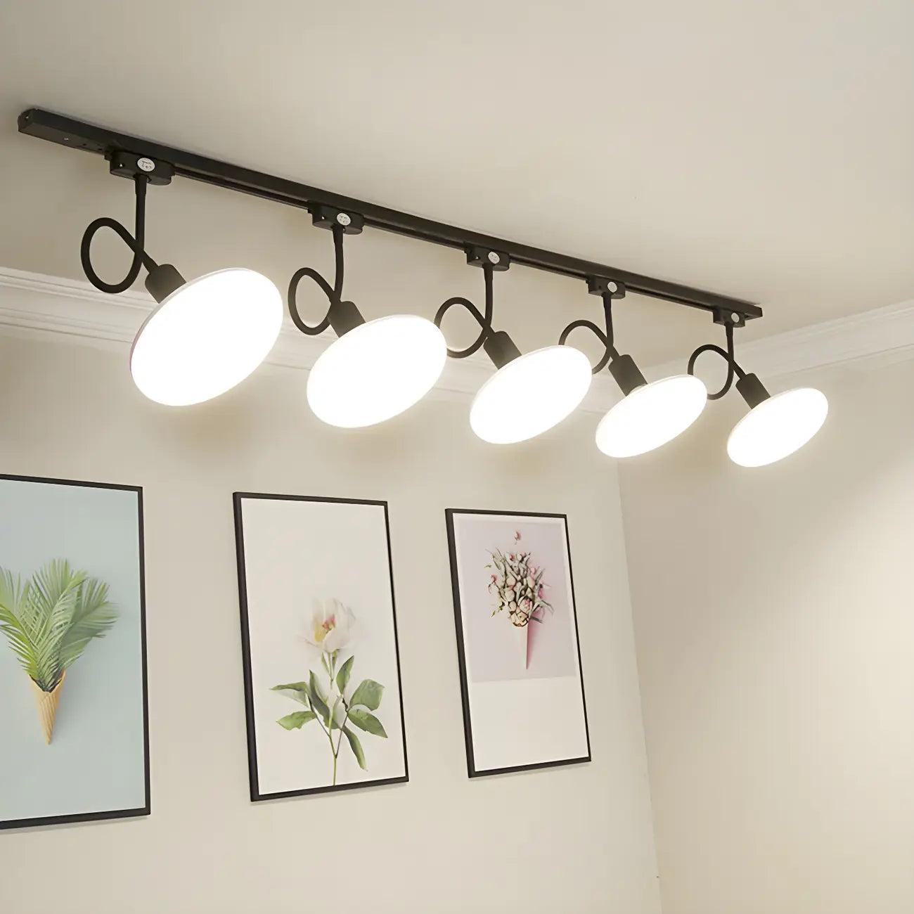 Faretto a binario LED moderno a 5 luci con testine regolabili