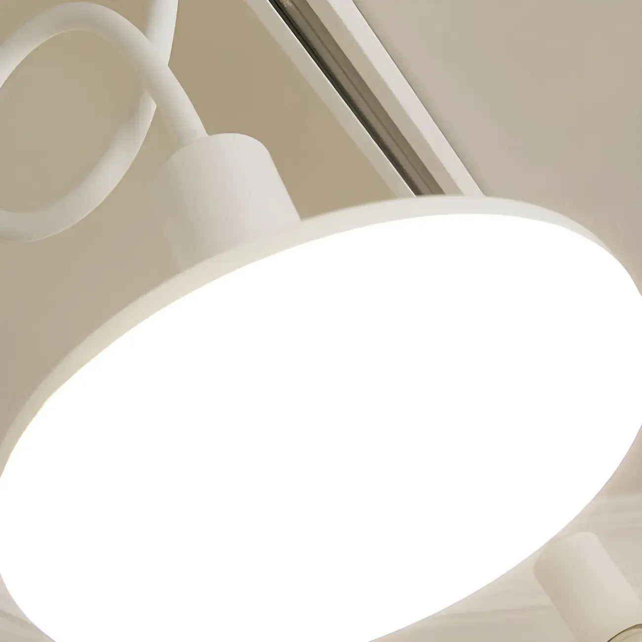 Faretto a binario LED moderno a 5 luci con testine regolabili