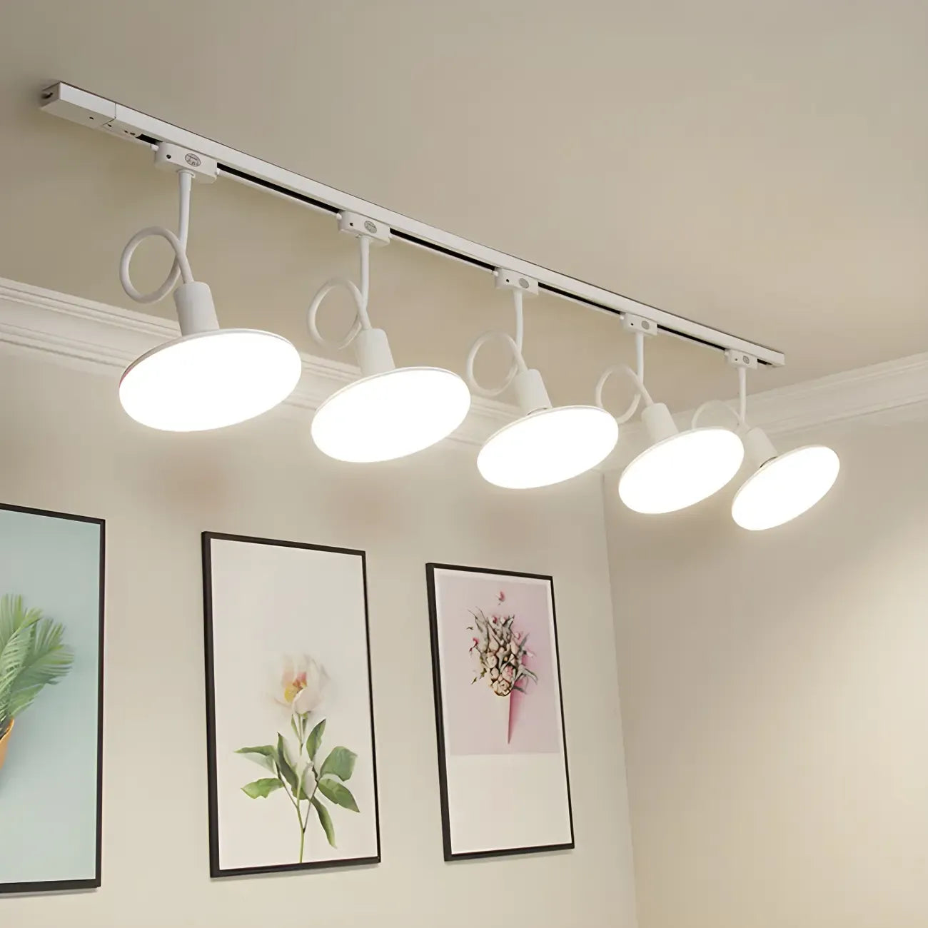 Faretto a binario LED moderno a 5 luci con testine regolabili