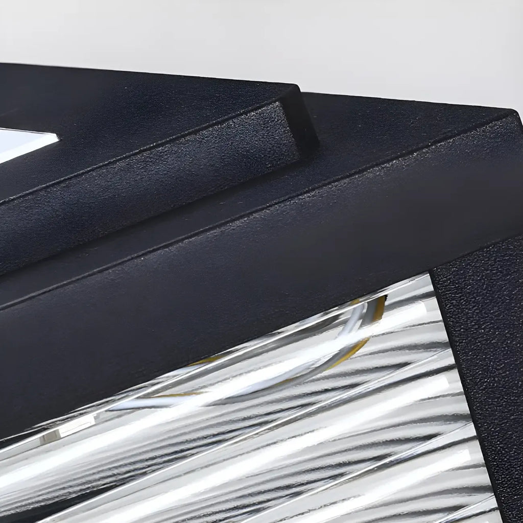 Lampes solaires d'extérieur modernes à bande noire cubique