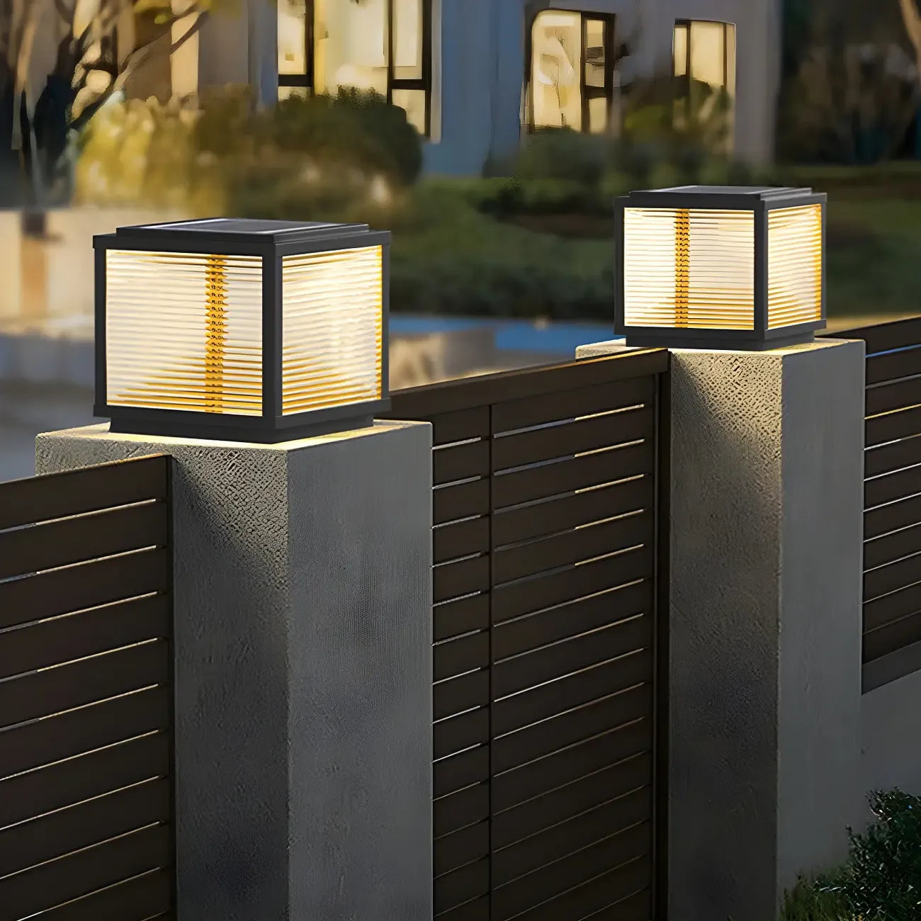 Lampes solaires d'extérieur modernes à bande noire cubique