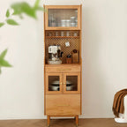 Credenza con ante in vetro e ripiani regolabili in legno di noce per sala da pranzo