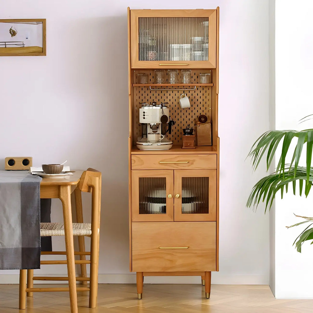 Credenza con ante in vetro e ripiani regolabili in legno di noce per sala da pranzo