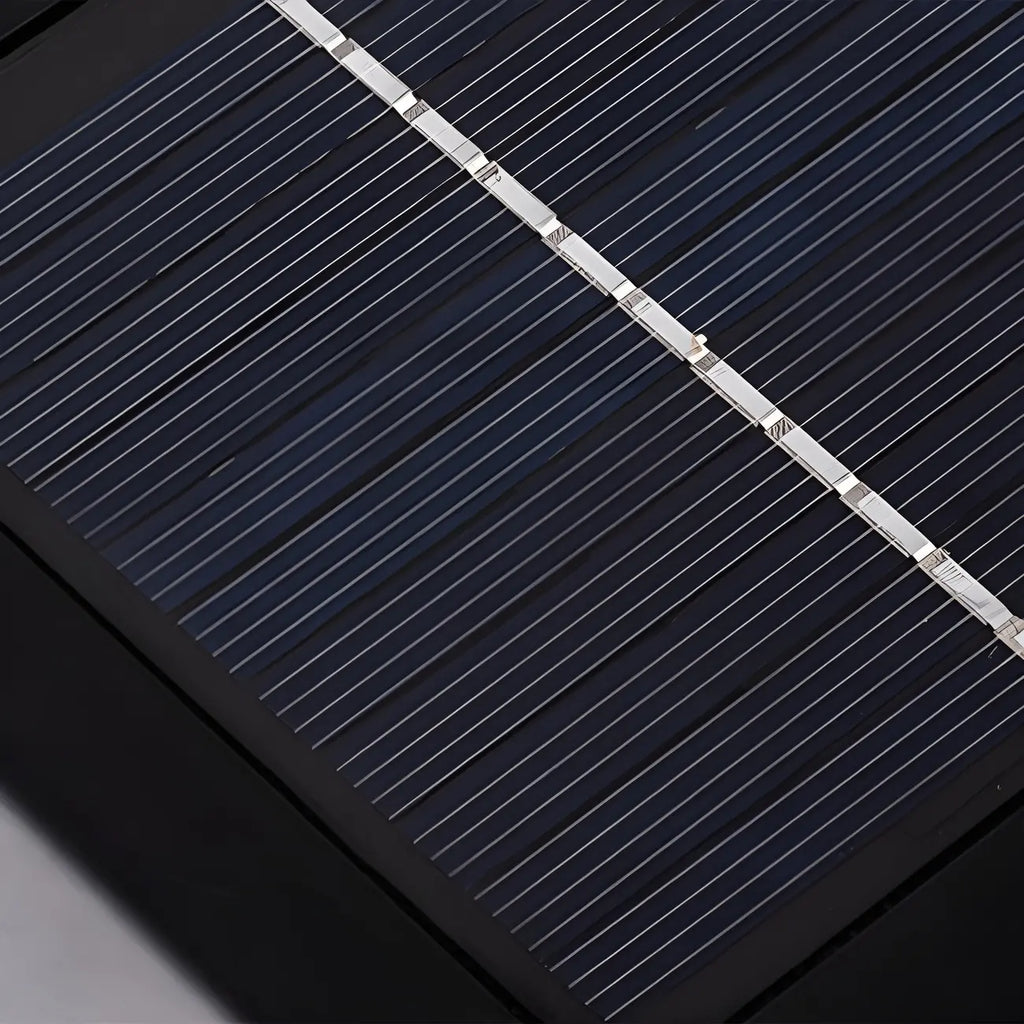 Lampadaires solaires géométriques en métal noir pour l'extérieur