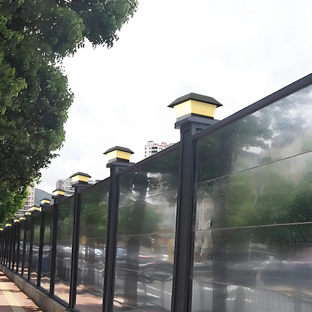 Lampadaires solaires géométriques en métal noir pour l'extérieur