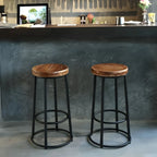 Tabourets de bar ronds en bois sans dossier de style industriel