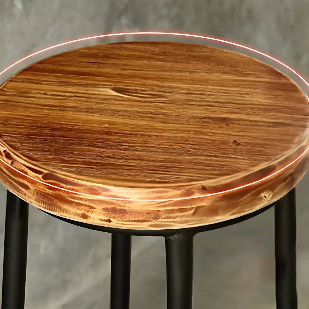 Tabourets de bar ronds en bois sans dossier de style industriel