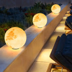 Lampe de poteau en résine à motif de globe lunaire jaune