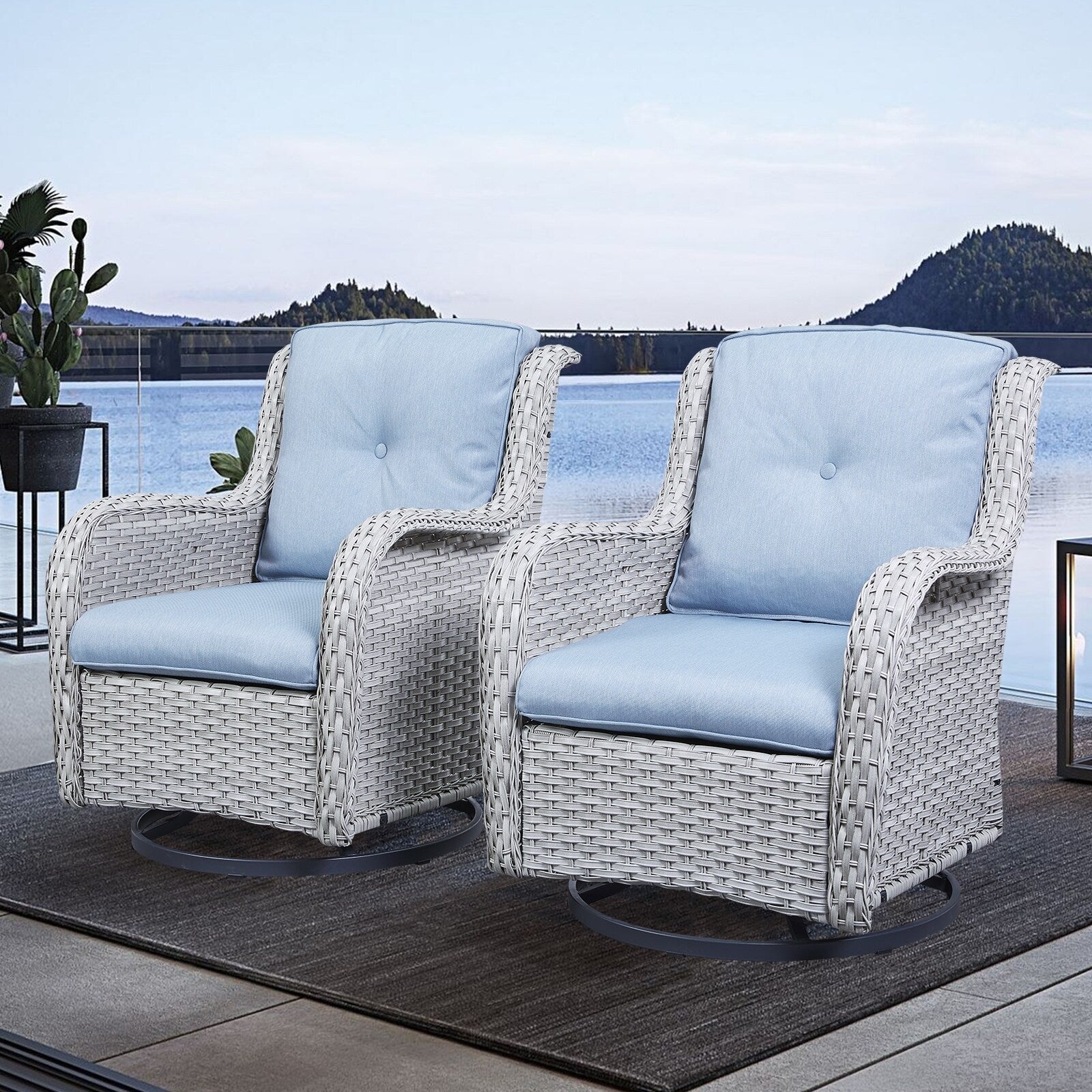 Chaises longues à bascule d'extérieur en osier Gymojoy avec base pivotante (lot de 2)