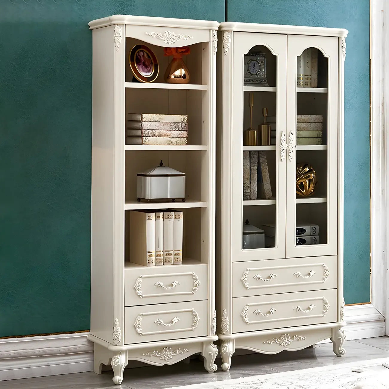 Bibliothèque de style campagnard français en bois blanc à 2 tiroirs avec portes