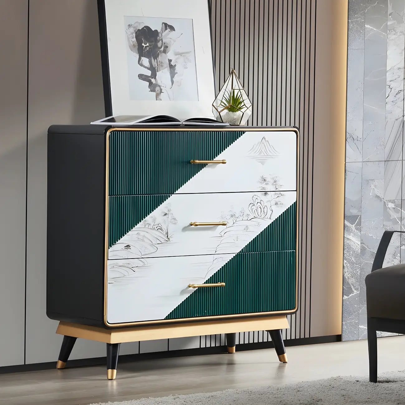 Coffres de rangement en bois beige glamour avec accents dorés
