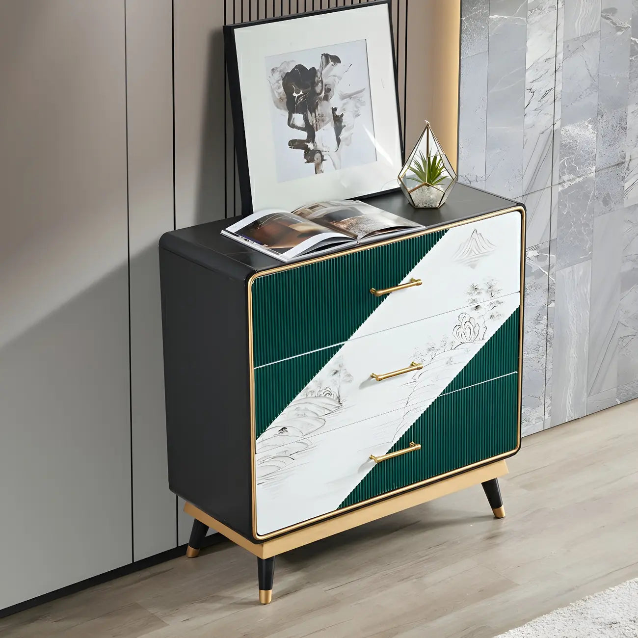 Coffres de rangement en bois beige glamour avec accents dorés