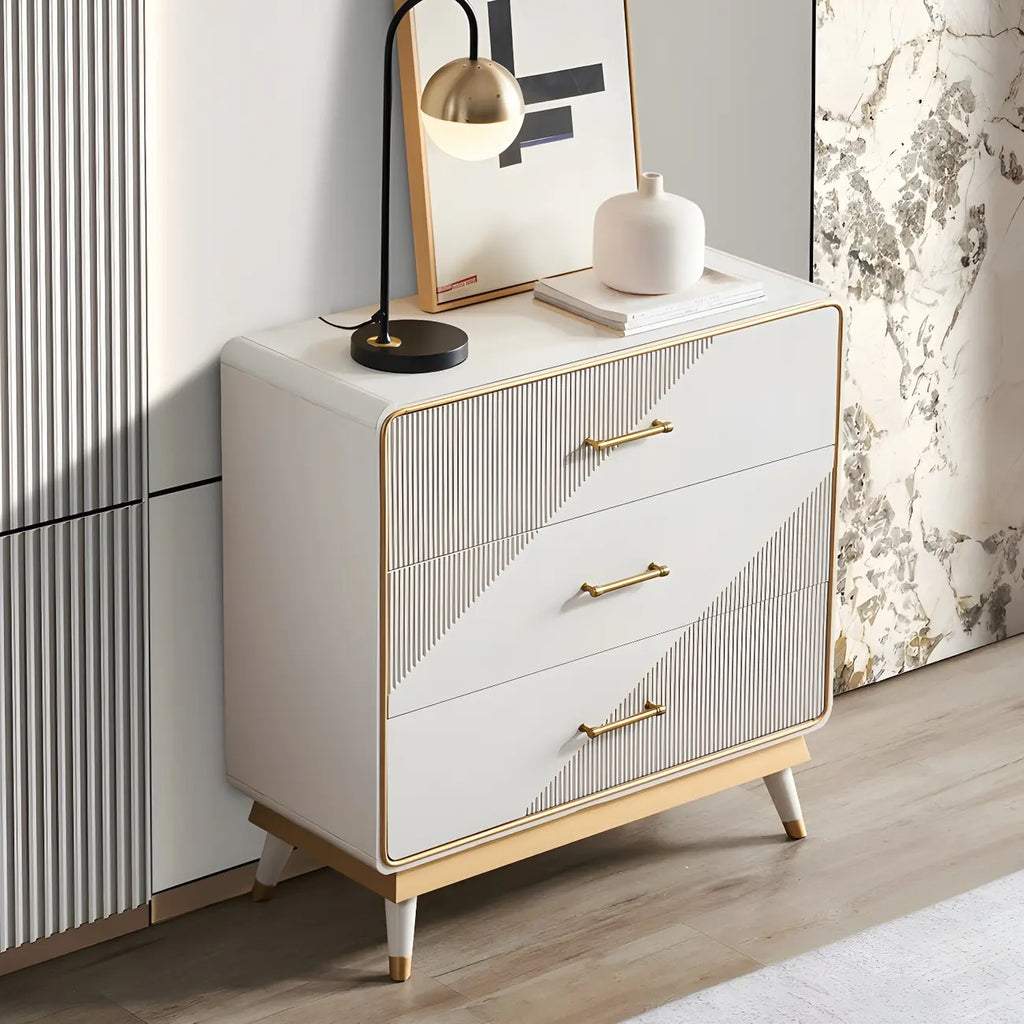 Coffres de rangement en bois beige glamour avec accents dorés
