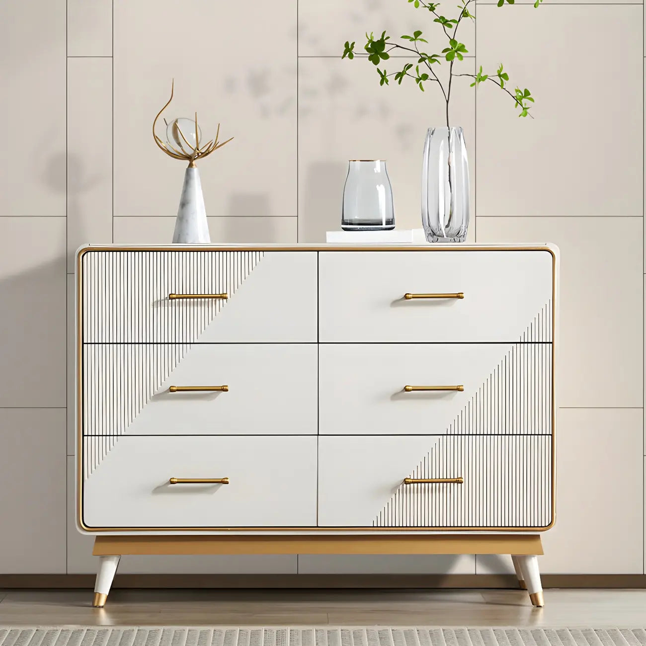 Coffres de rangement en bois beige glamour avec accents dorés