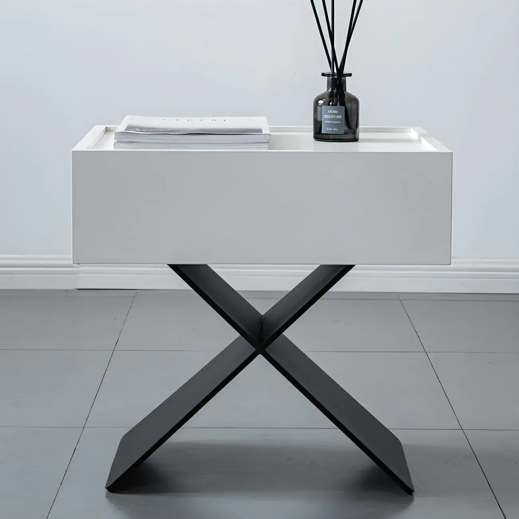 Petite table de chevet avec tiroirs et pieds en X en bois noir