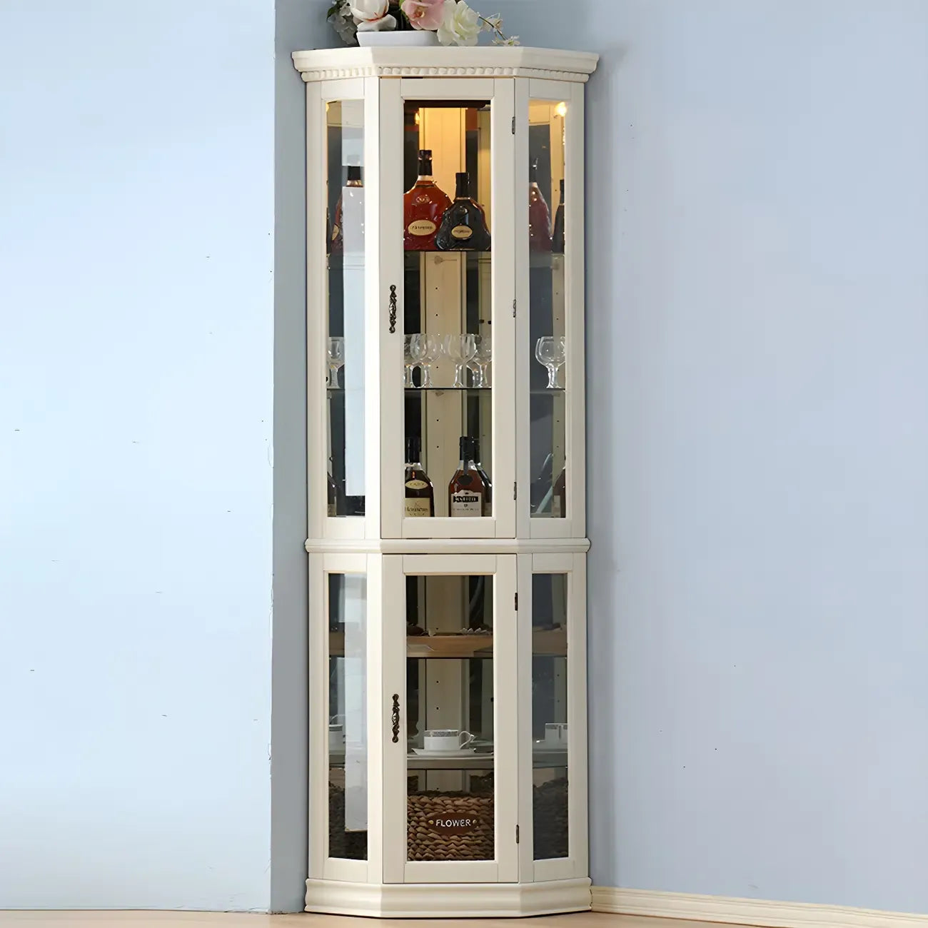 Vitrine d'angle classique en bois blanc et verre à 5 étagères