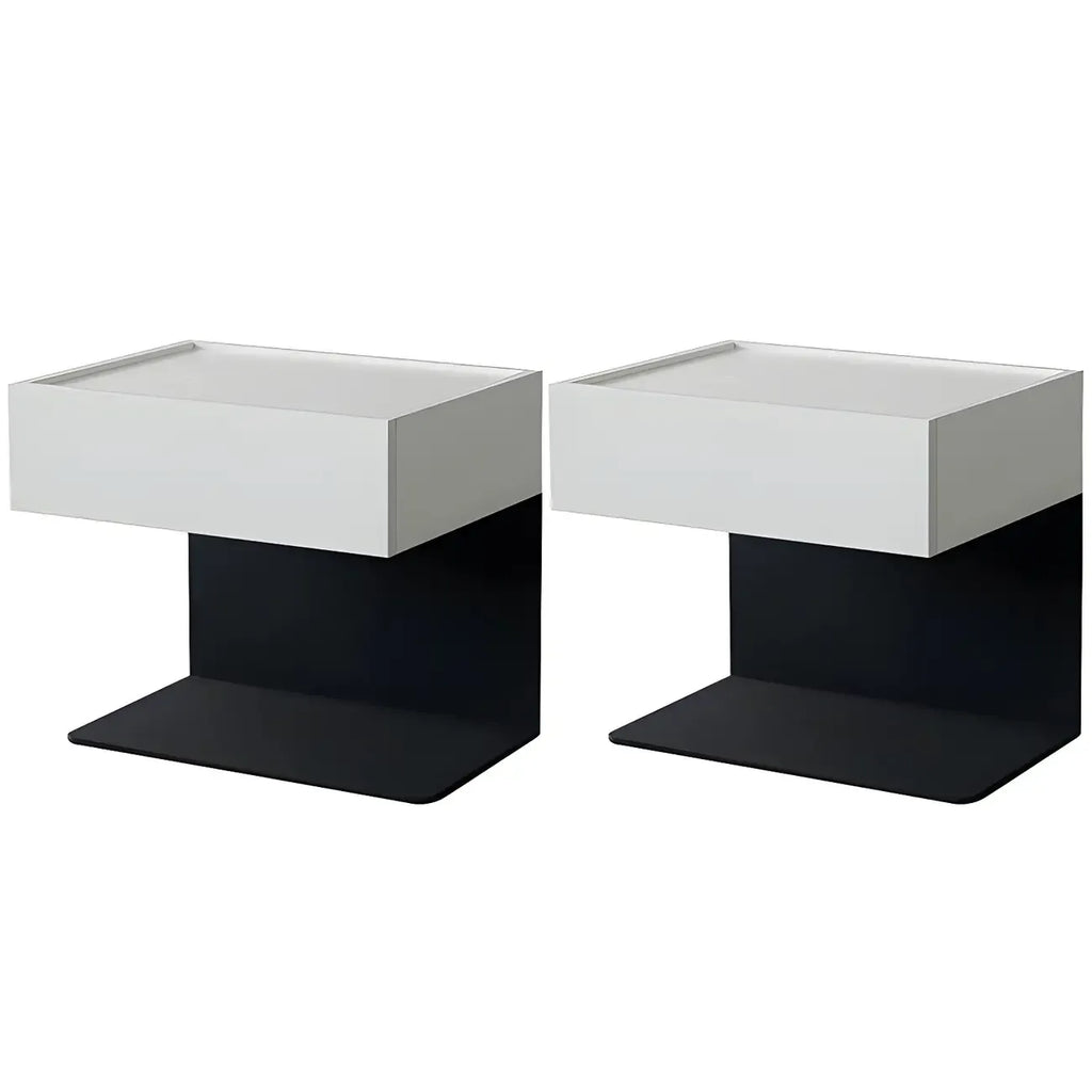Table de chevet en forme de C avec tiroir et éclairage intégré, en acier noir et bois.