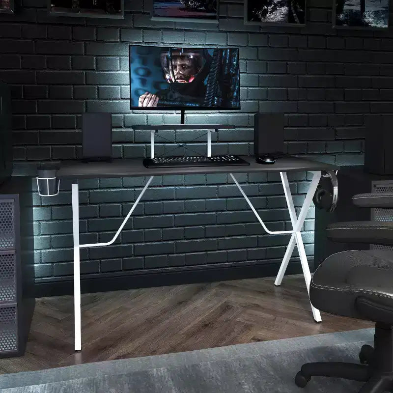 Bureau de gaming Emma et Oliver avec porte-gobelet, support pour casque et support pour écran/smartphone