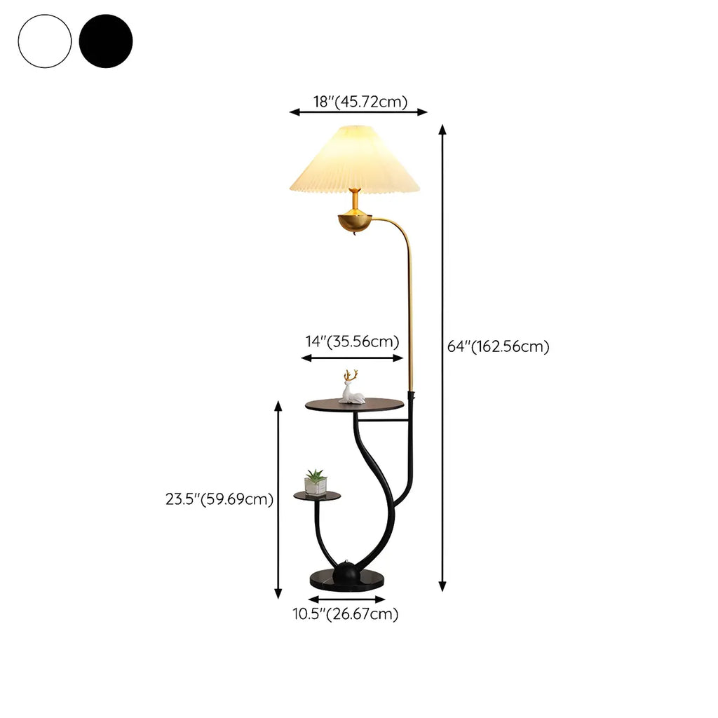 Lampadaire noir contemporain avec étagères pour salon