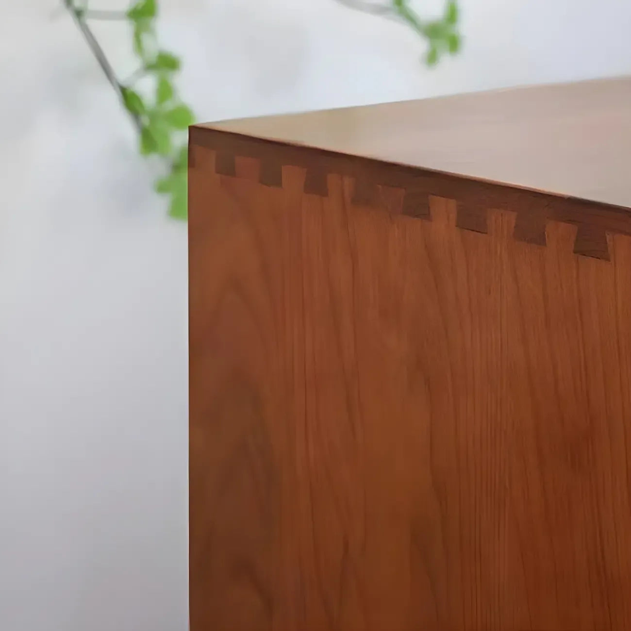 Commodes et chiffonniers minimalistes en bois brun avec tiroirs