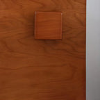 Commodes et chiffonniers minimalistes en bois brun avec tiroirs