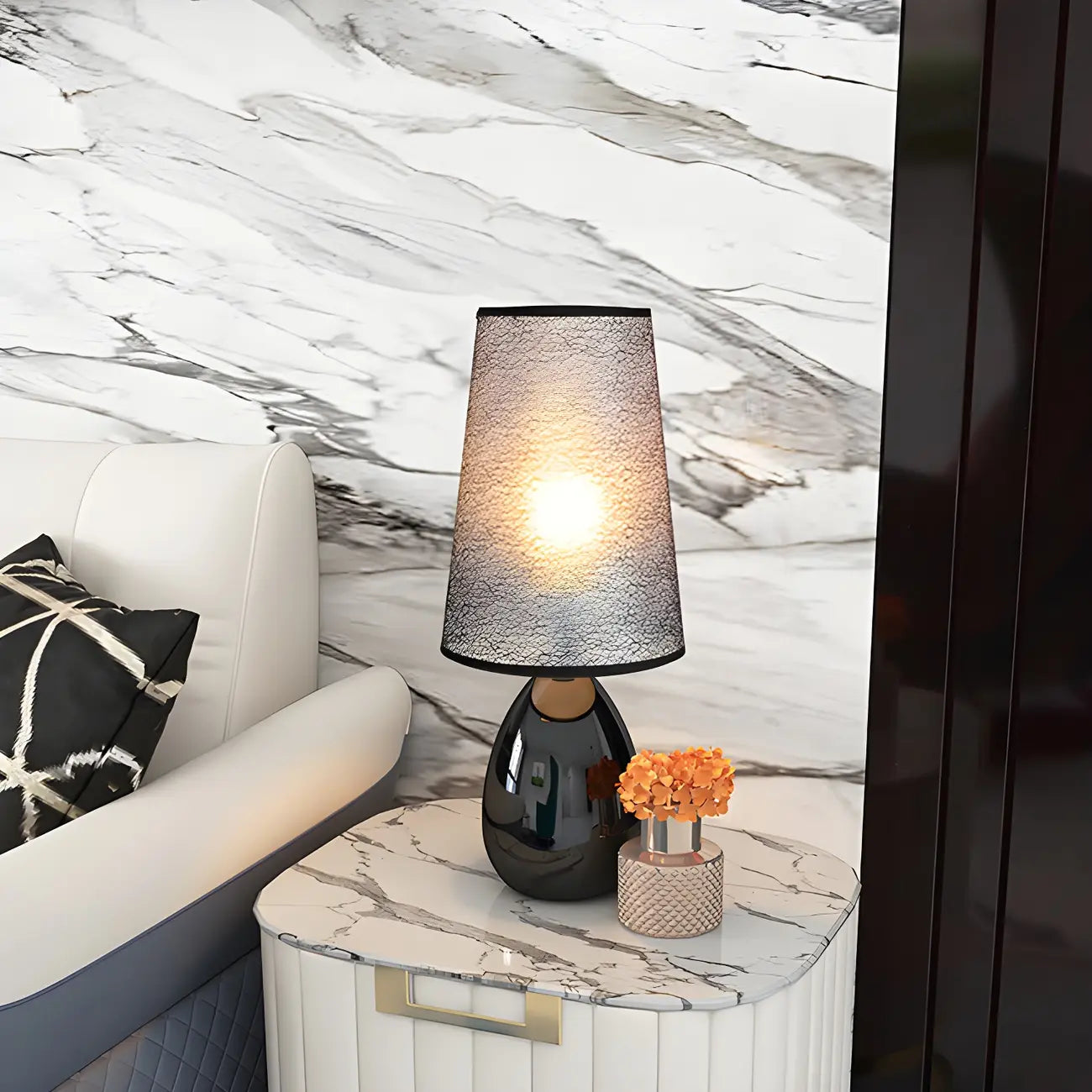 Lampe de table tactile LED élégante en tissu noir pour chambre à coucher