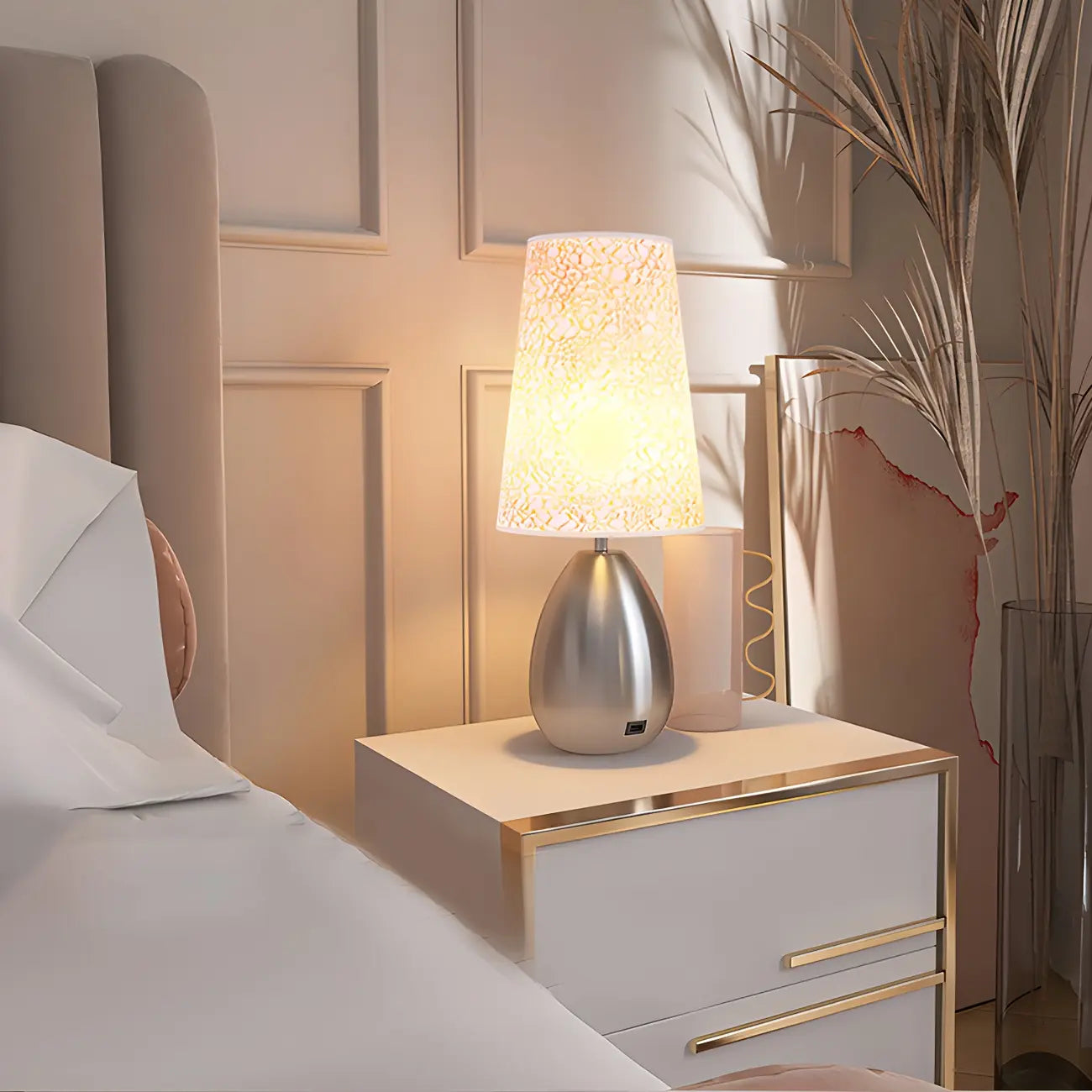 Lampe de table tactile LED élégante en tissu noir pour chambre à coucher