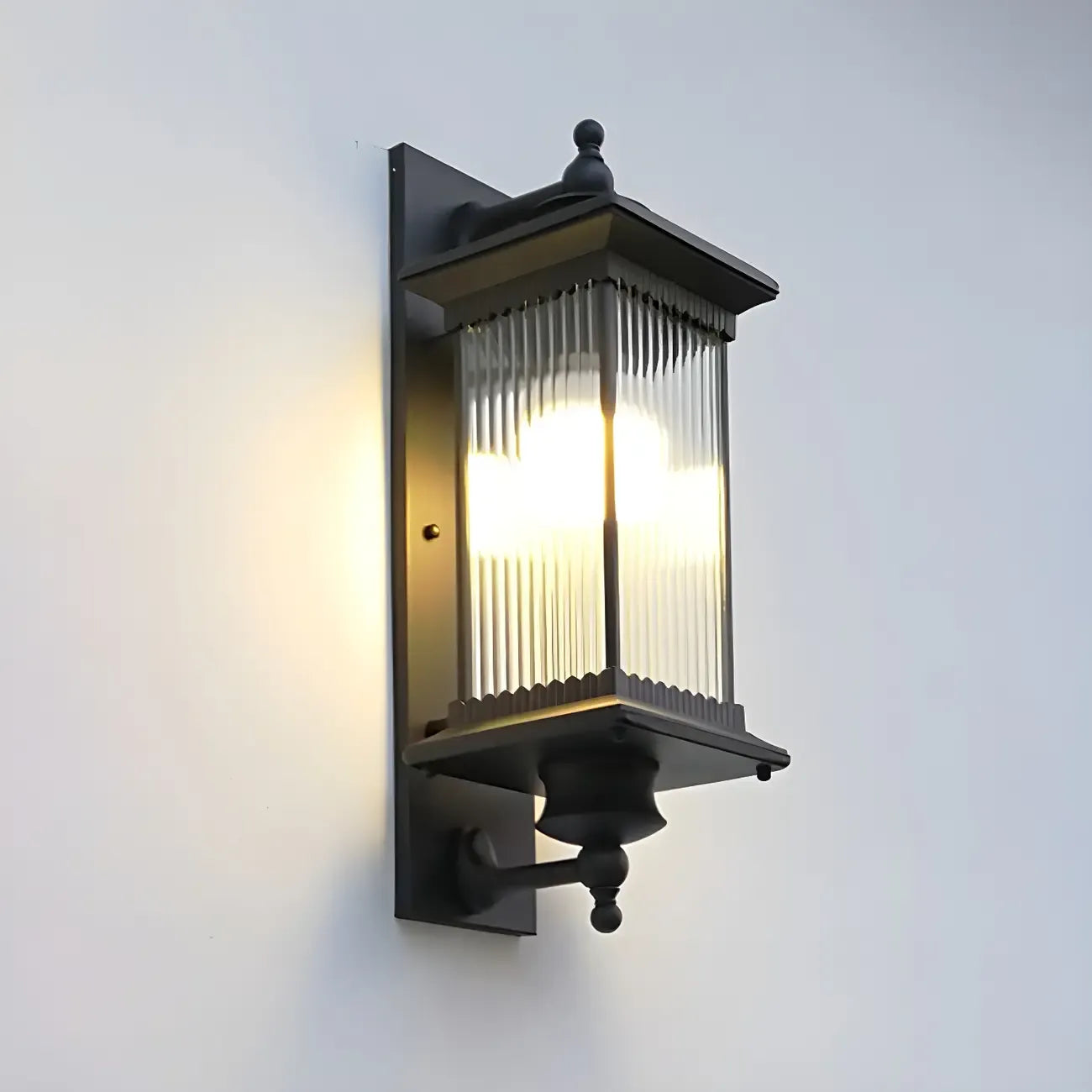 Applique murale d'extérieur moderne avec abat-jour en verre géométrique noir