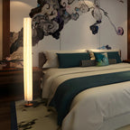 Lampadaire moderne en bois avec colonne et LED 3 couleurs pour salon