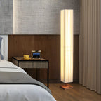 Lampadaire moderne en bois avec colonne et LED 3 couleurs pour salon