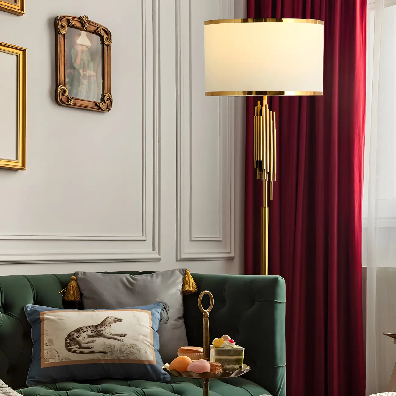 Lampadaire contemporain doré pour salon
