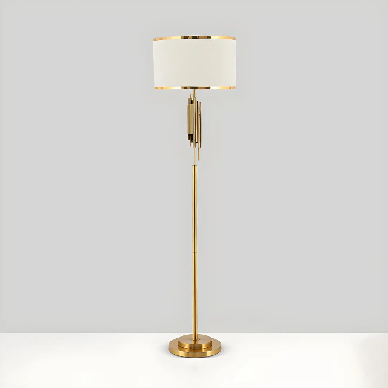 Lampadaire contemporain doré pour salon