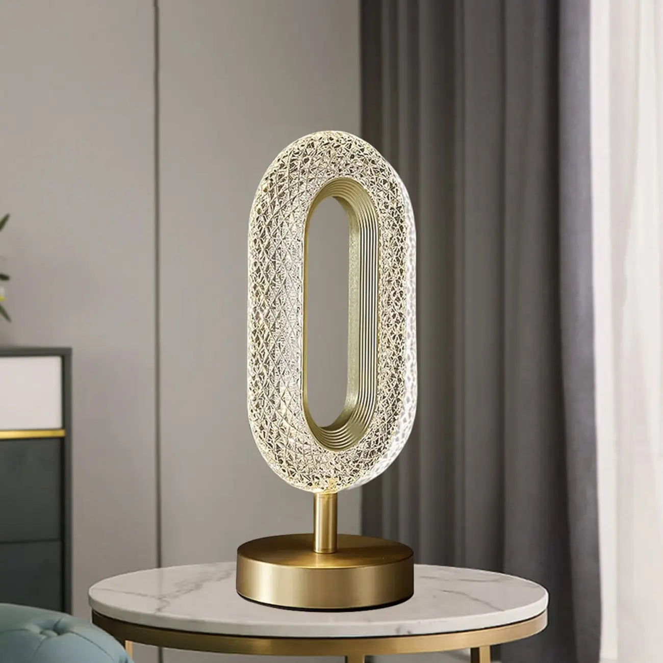 Lampe de table LED Art Déco de luxe en forme d'anneau en laiton doré et acrylique