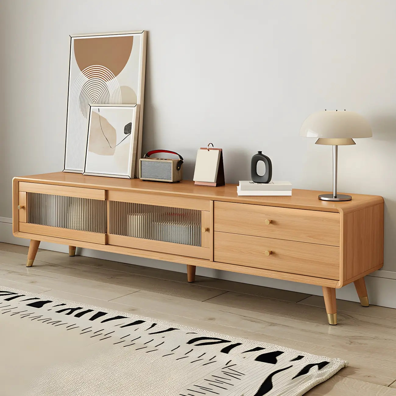 Mobile TV 87 in legno naturale nordico con ante scorrevoli