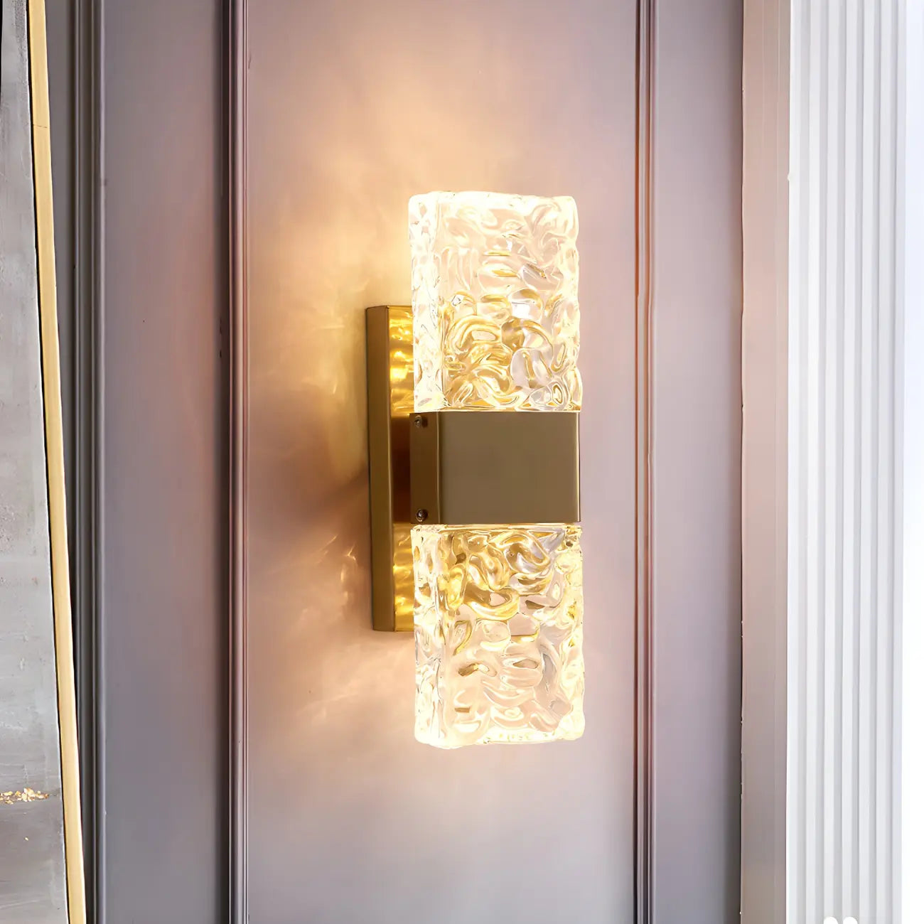Applique murale glamour avec abat-jour en cristal pour salle de bain