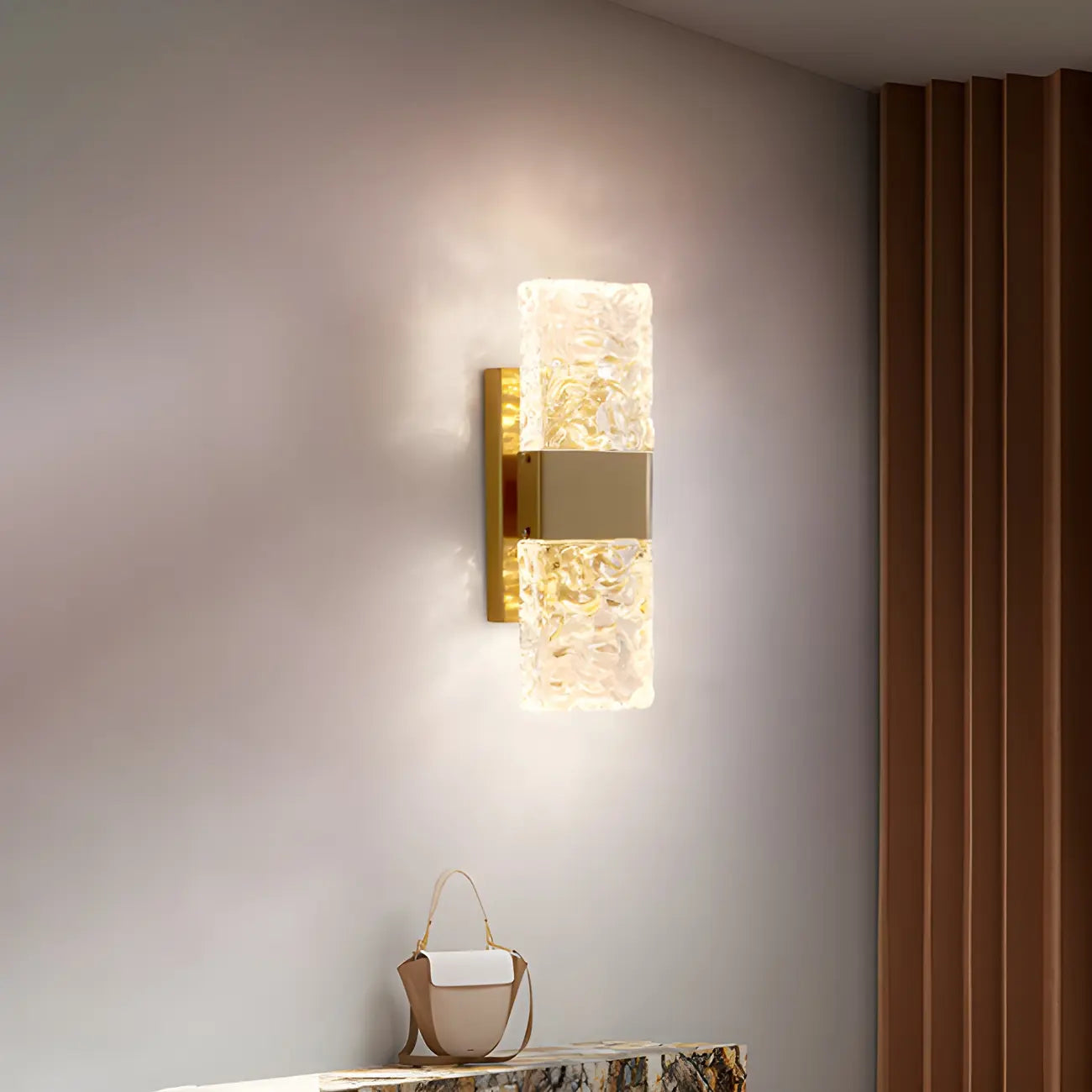 Applique murale glamour avec abat-jour en cristal pour salle de bain