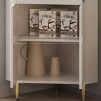 Meuble d'angle de rangement moderne en bois blanc crème et accents dorés