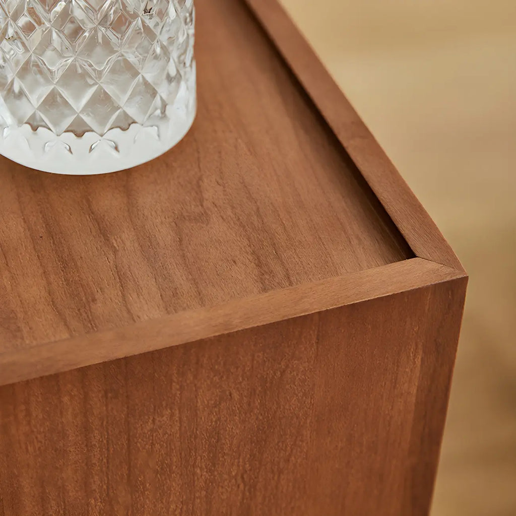 Table d'appoint en bois à deux niveaux, style moderne du milieu du siècle, avec rangement ouvert