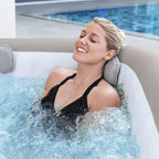 Bestway SaluSpa AirJet Spa Gonflable Carré avec 4 Sièges Antidérapants pour Piscine et Spa