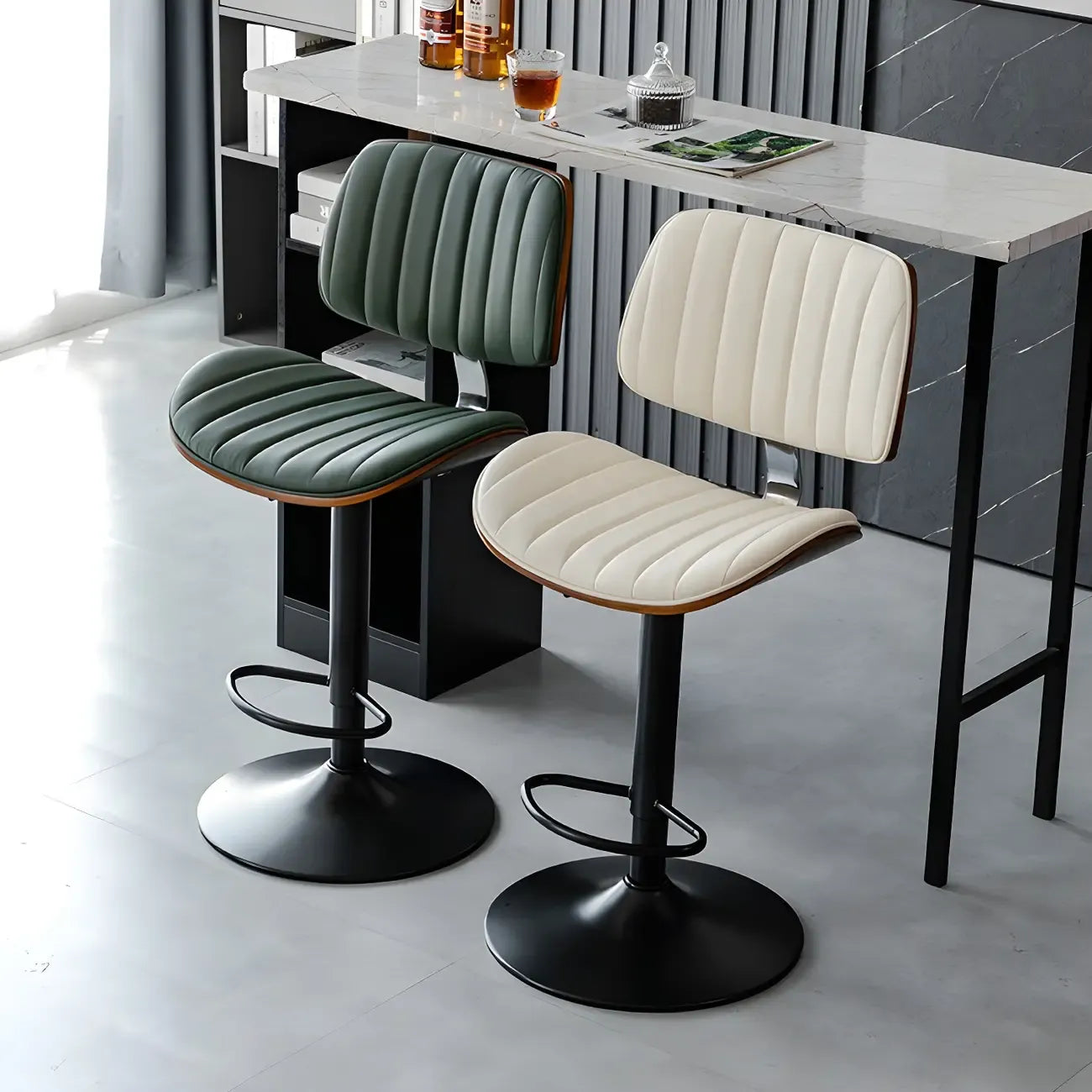 Tabourets de bar pivotants réglables modernes en similicuir