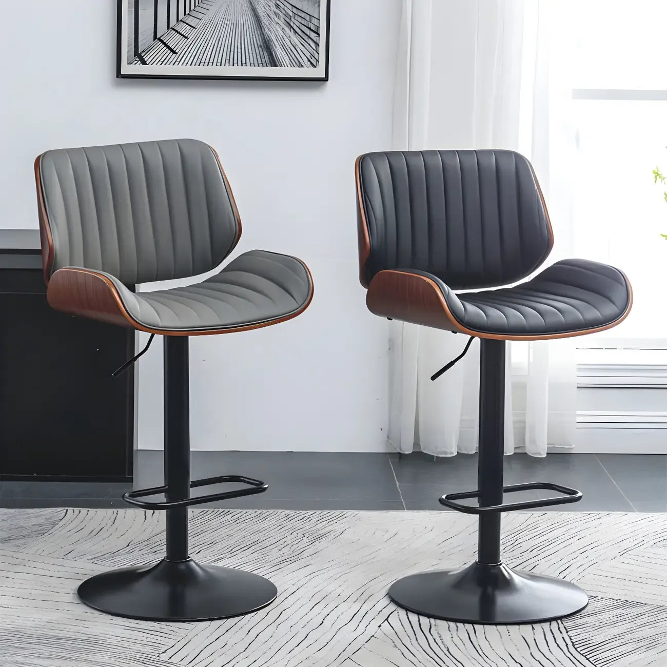 Tabouret de bar pivotant et réglable en bois et cuir rouge élégant