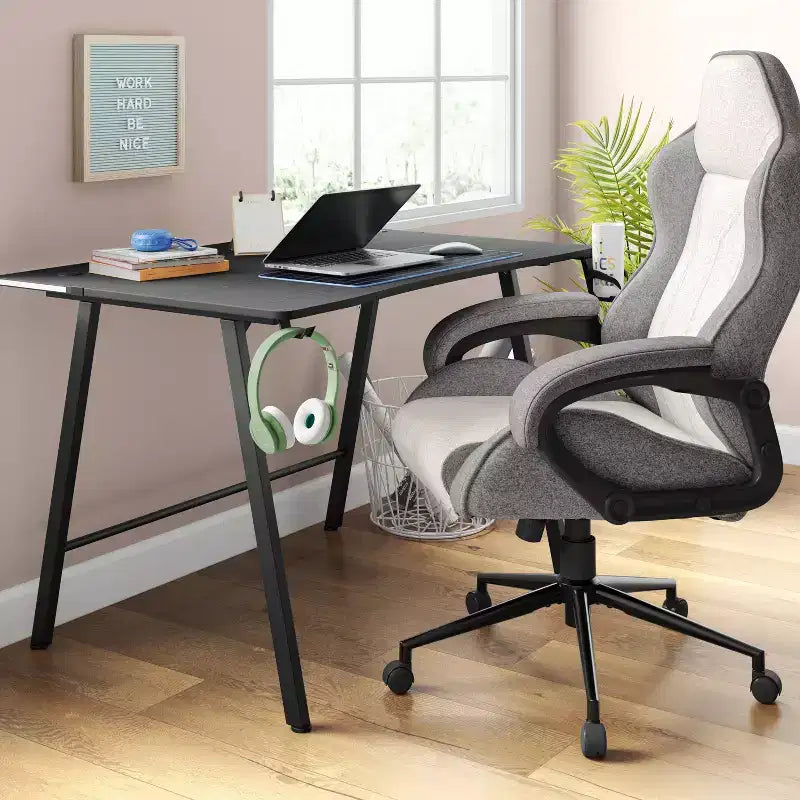Scrivania da Gaming con luci LED e supporto per cuffie - Complementi d'arredo essenziali