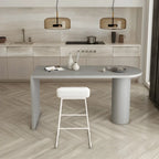 Table de bar moderne grise aux formes libres avec plateau en bois
