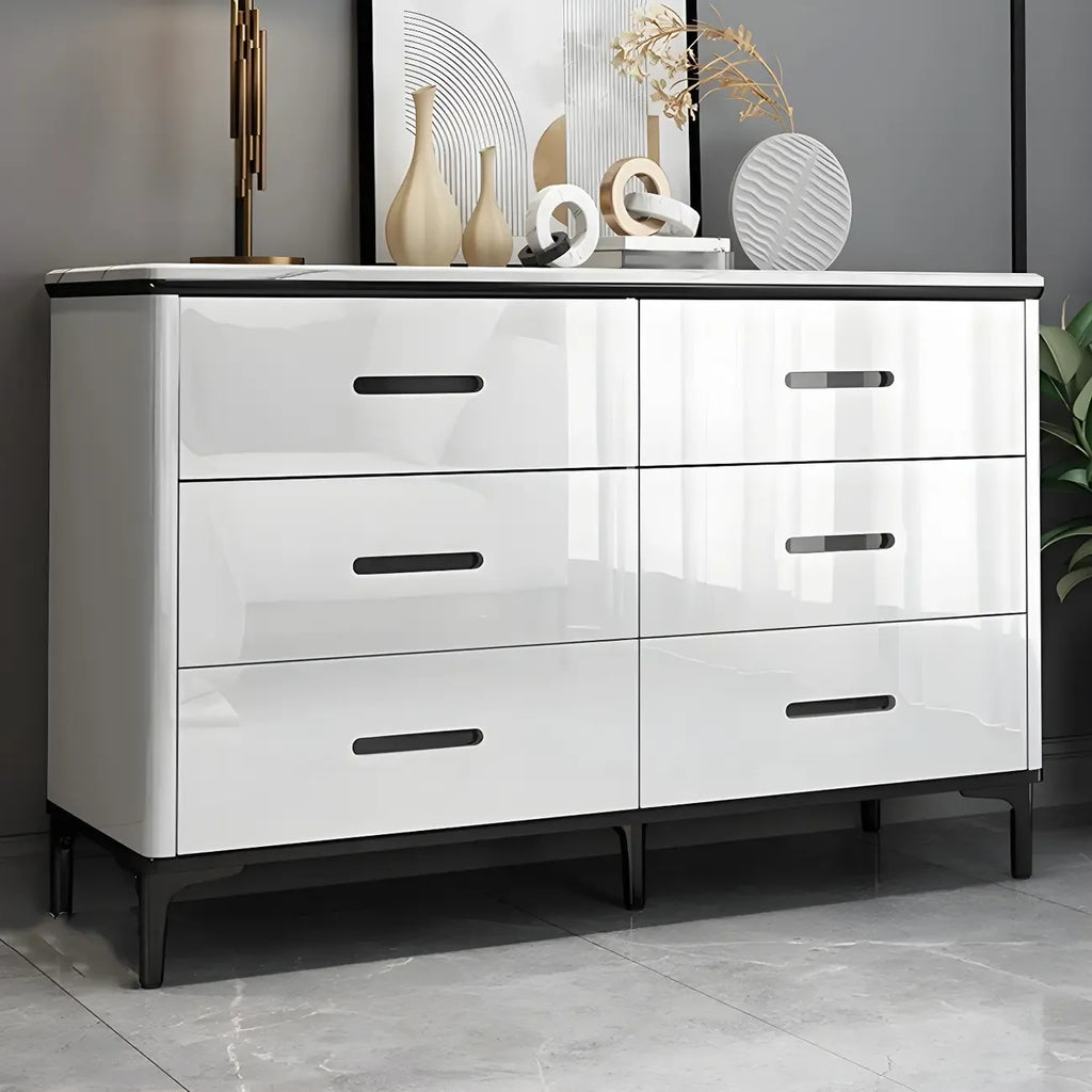 Commode horizontale élégante en bois blanc
