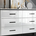 Commode horizontale élégante en bois blanc