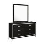 Ensemble de chambre à coucher 4 pièces Willits de New Classic Furniture avec table de chevet