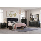 Ensemble de chambre à coucher 4 pièces Willits de New Classic Furniture avec table de chevet
