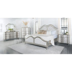 Ensemble de chambre à coucher Katerina ivoire et chêne argenté, 4 pièces, rembourré, plateforme
